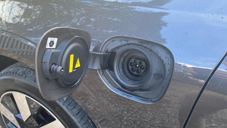 Volvo XC60 2.0 T8 [455] RC PHEV Ultimate Dark 5dr AWD Gtron Estate